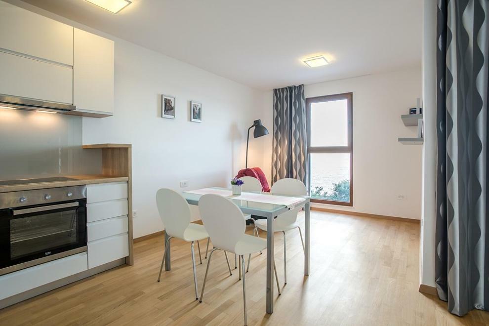Apartments Jelena Ražanj Extérieur photo